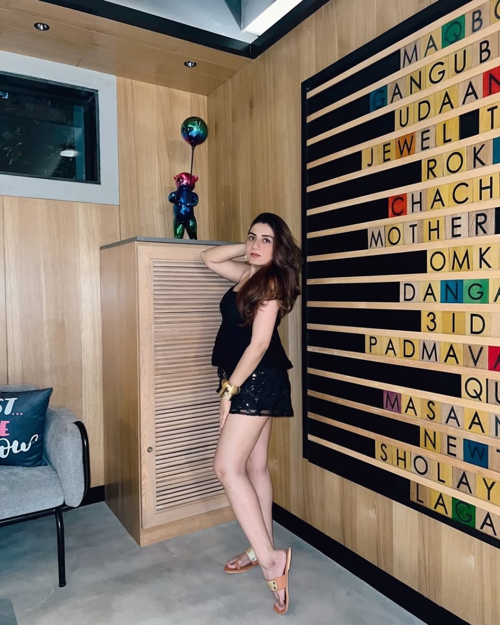 Drishti Galwani Rajni in Antidote georgette crop top