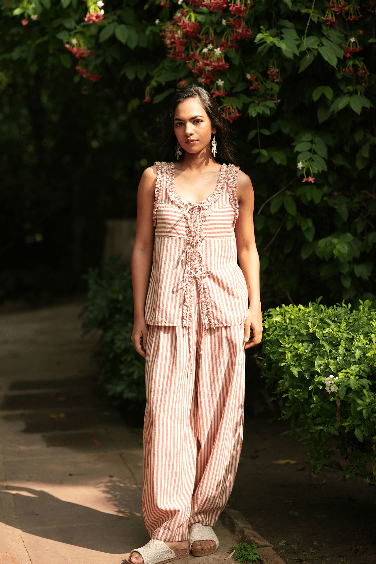 Chestmet top and Comos bubble pants