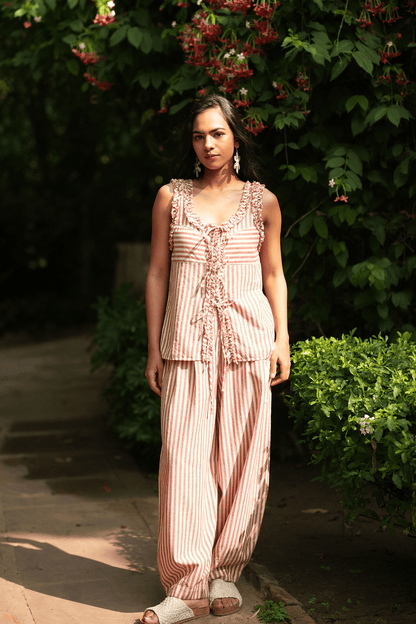 Chestmet top and Comos bubble pants