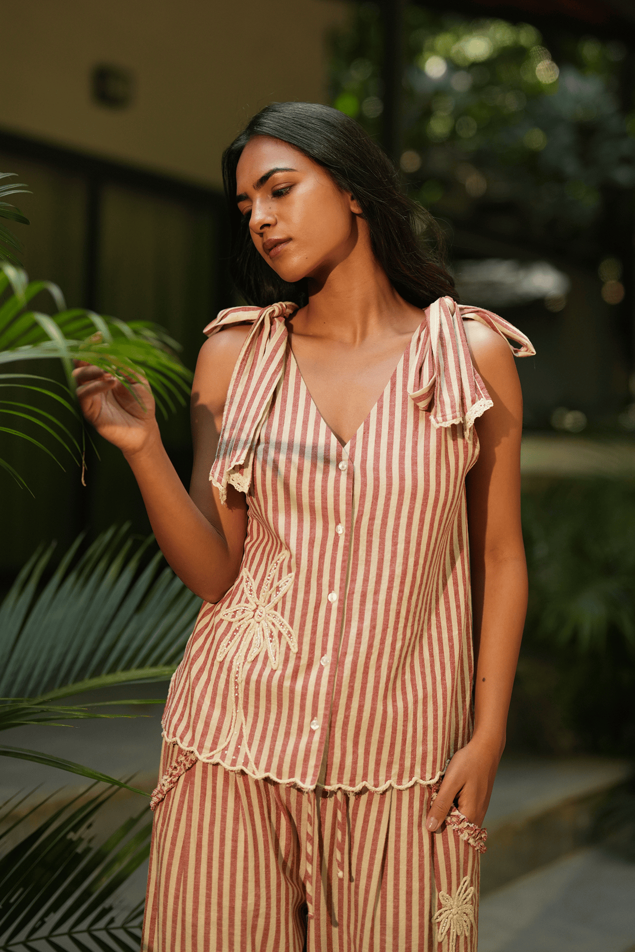 Raisin top and Comos bubble pants