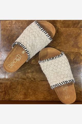 Khus  macrame embellished clogs