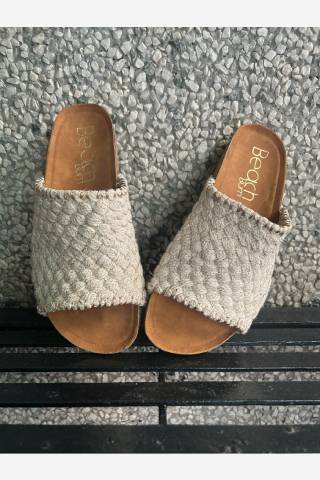 Khus  macrame embellished clogs