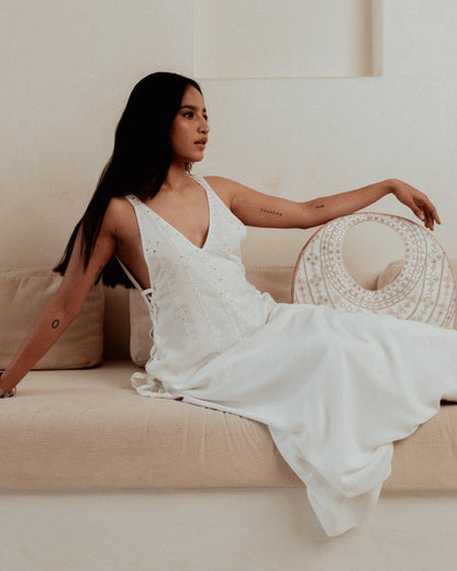 Pearly Trinklet White Dress